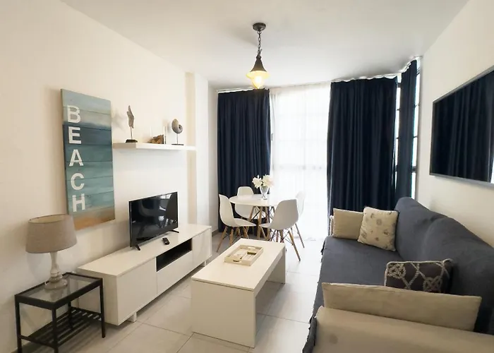 Cristamar Centro Y Playa Apartment *